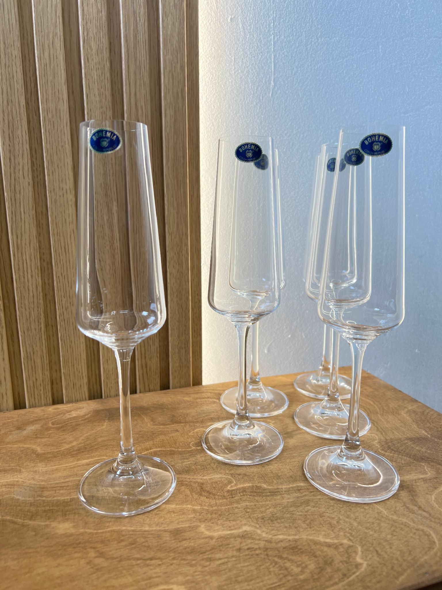 Набор бокалов для шампанского Corvus 160 мл 6 шт. Набор бокалов для шампанского Corvus 160 мл 6 шт.