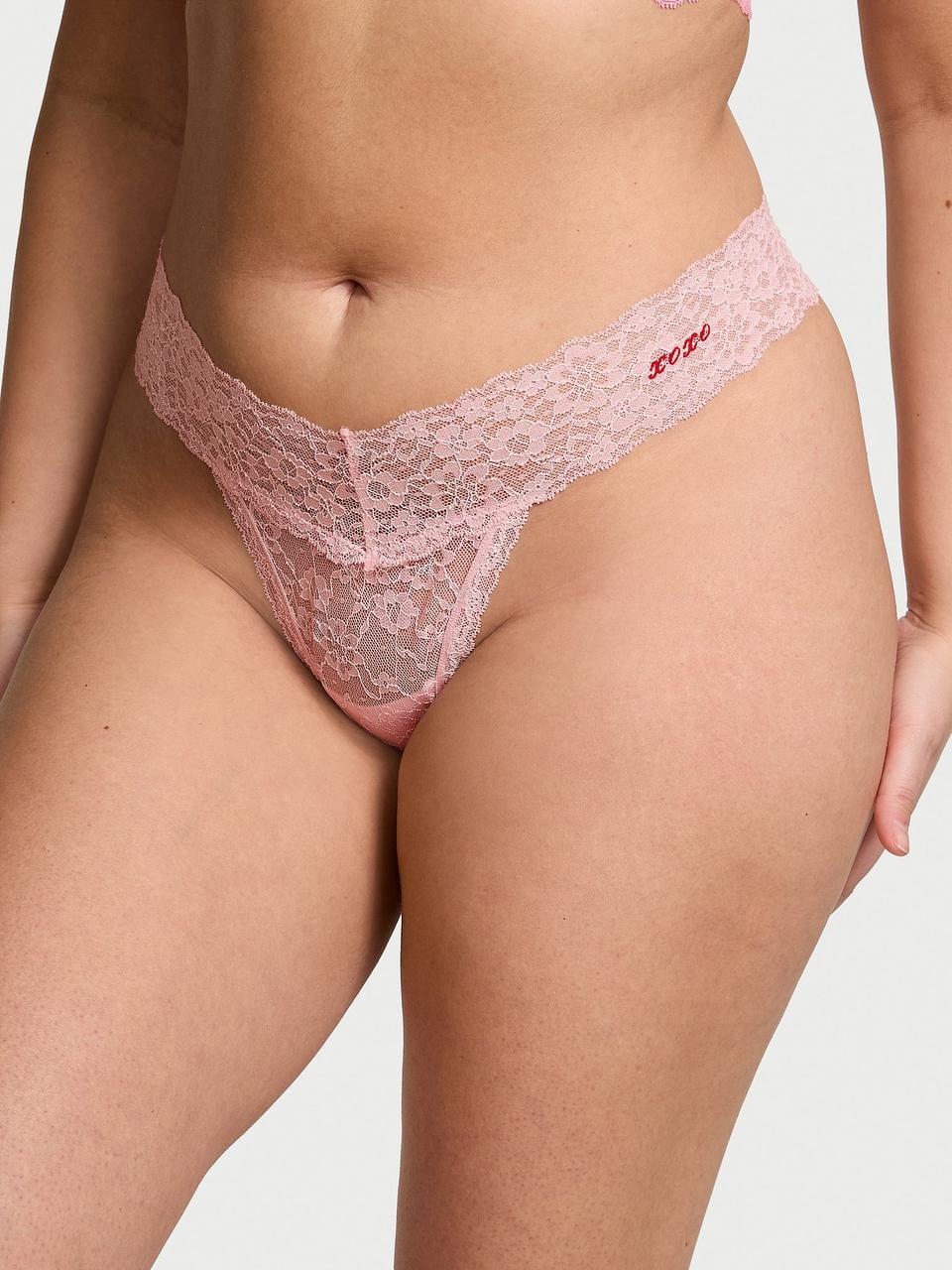 Трусики женские Victoria's Secret Lacie Valentine Boxed Thong S Розовый (7114439124643)