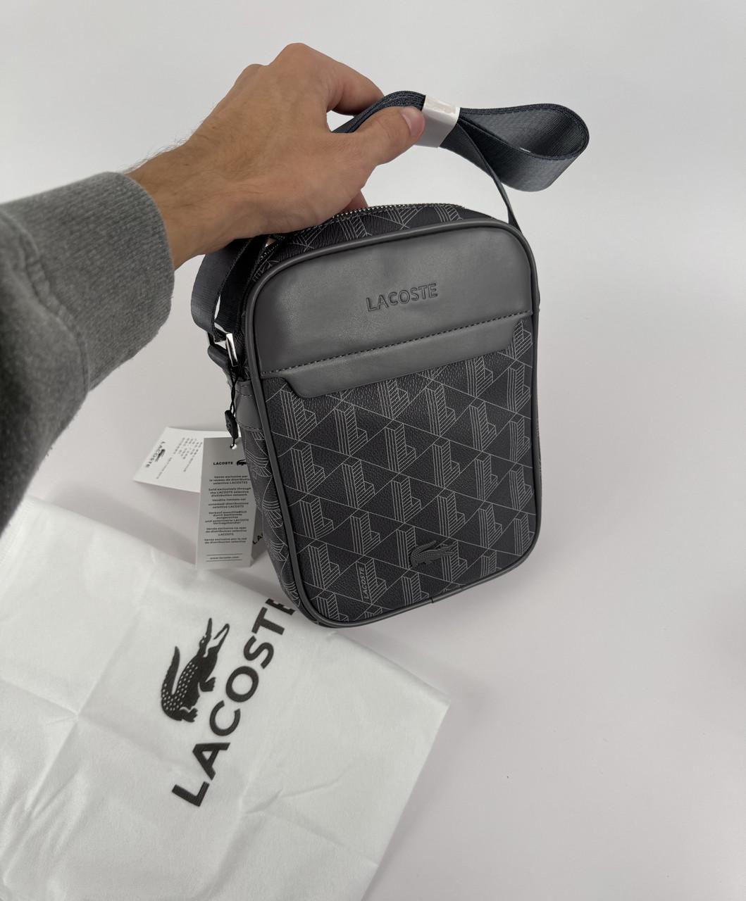 Барсетка Lacoste через плечо монограммная Серый - фото 6 Барсетка Lacoste через плечо монограммная Серый - фото 6