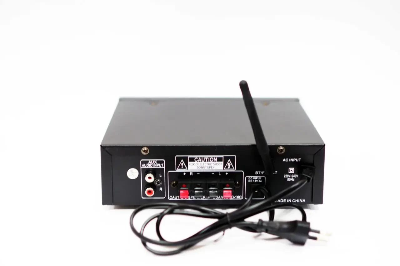 Усилитель звука UKC AK-688BT двухканальный усилитель FM-радио и US 30W (9489) - фото 6 Усилитель звука UKC AK-688BT двухканальный усилитель FM-радио и US 30W (9489) - фото 6