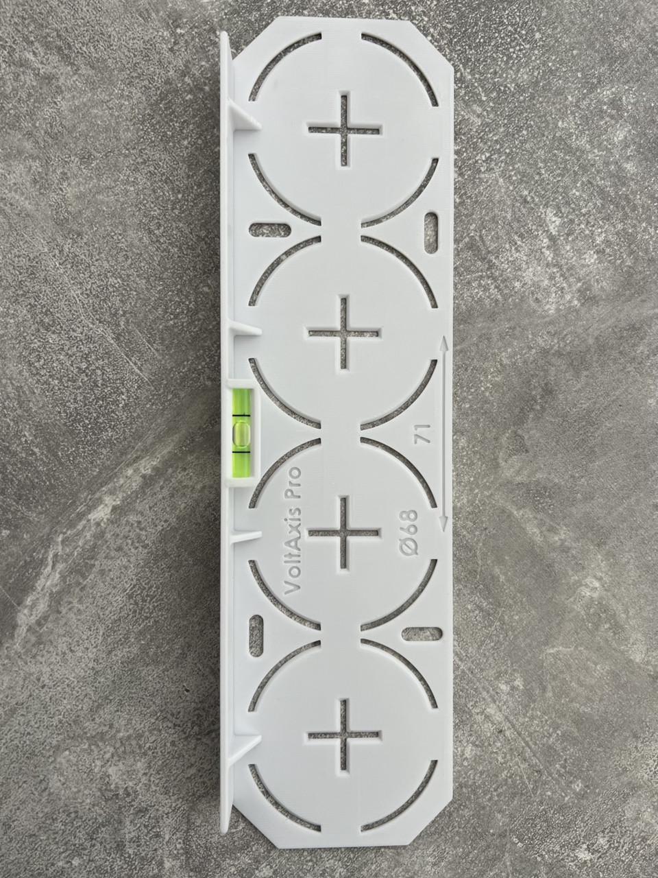 Шаблон кондуктор VoltAxis Pro с уровнем для разметки подрозетников/розеток и настенных переключателей на 4 розетки - фото 4 Шаблон кондуктор VoltAxis Pro с уровнем для разметки подрозетников/розеток и настенных переключателей на 4 розетки - фото 4