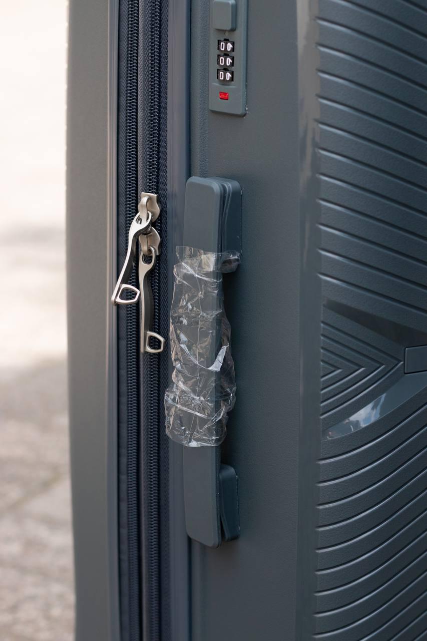 Валіза пластикова Nuri 2002 L Сірий (11773456) - фото 4 Валіза пластикова Nuri 2002 L Сірий (11773456) - фото 4