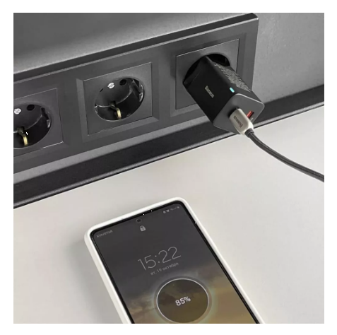 Зарядний пристрій мережевий Baseus Super Si Pro Quick Charger Type-C/USB 30W Black (ccsupp-e01) - фото 2 Зарядний пристрій мережевий Baseus Super Si Pro Quick Charger Type-C/USB 30W Black (ccsupp-e01) - фото 2