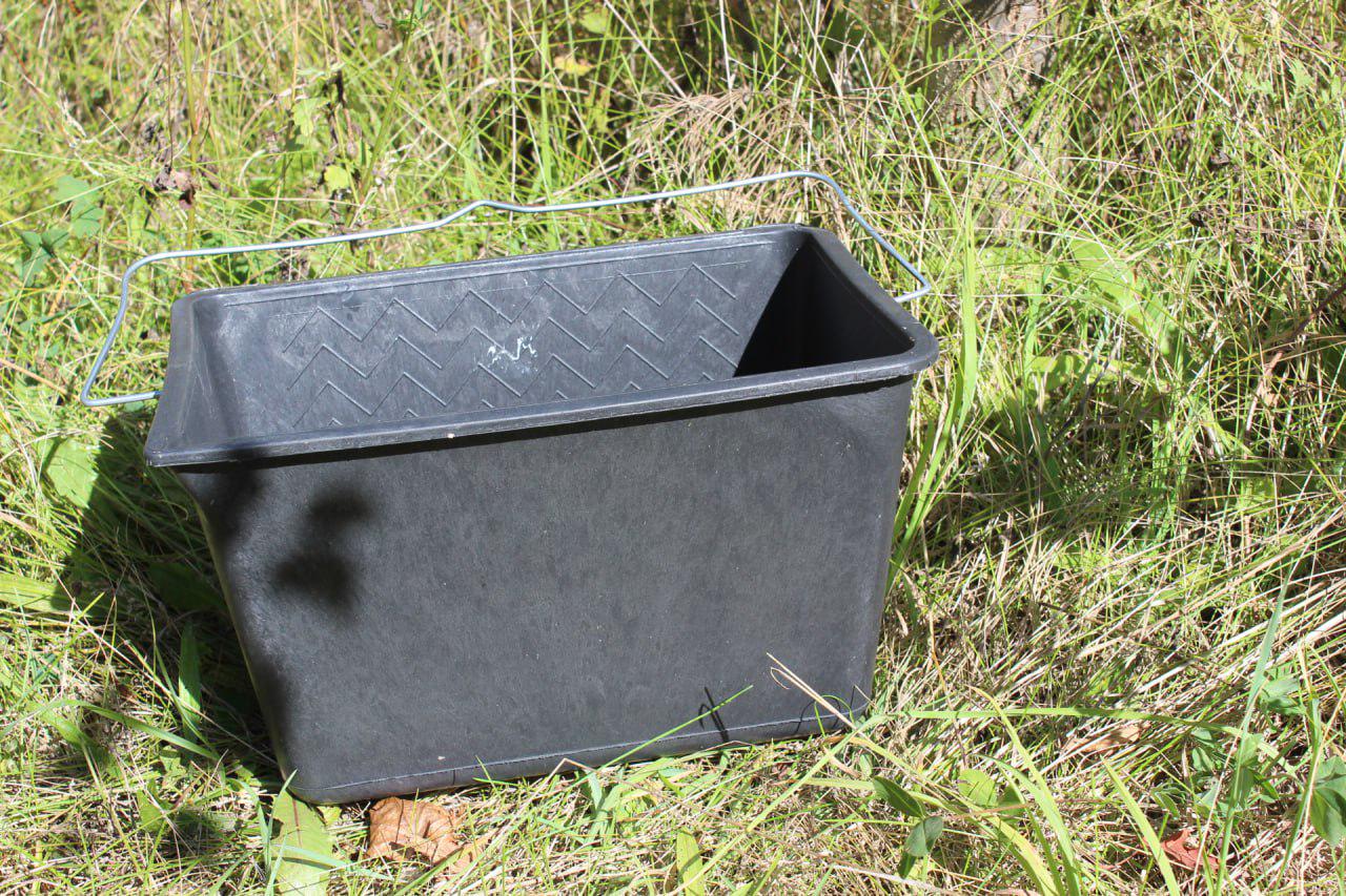 Ведро малярное прямоугольное с мерной шкалой и волной для отжима валика 12 л 250х200х350 мм Черный (25343456) - фото 2 Ведро малярное прямоугольное с мерной шкалой и волной для отжима валика 12 л 250х200х350 мм Черный (25343456) - фото 2