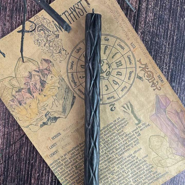 Свеча узорная восковая 25 см Черный (1061_14-125) Свеча узорная восковая 25 см Черный (1061_14-125)