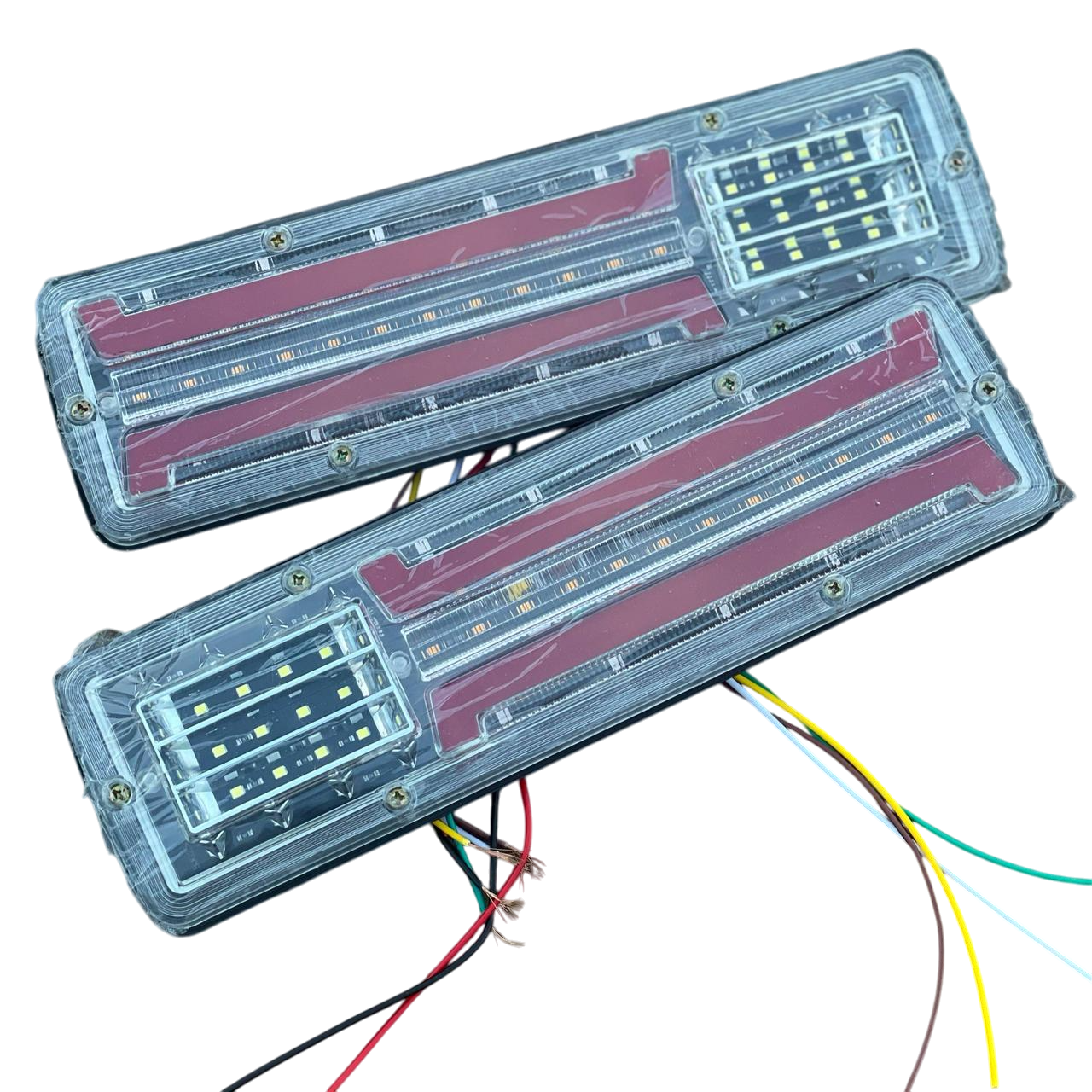 Ліхтарі світлодіодні монтаж на болти, довговічні 2 шт. 12/24 V Ліхтарі світлодіодні монтаж на болти, довговічні 2 шт. 12/24 V