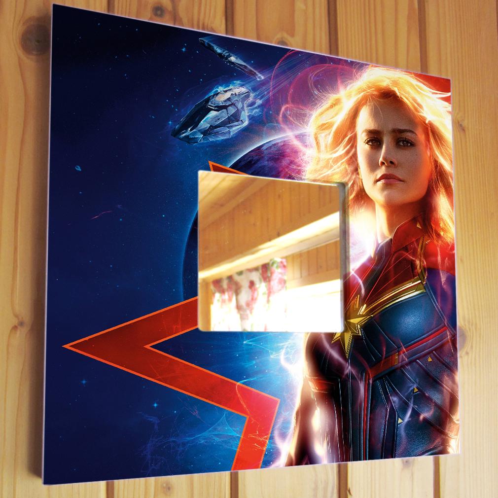 Зеркало с фото Фильм "Капитан" Marvel 260х260 мм (M04319)