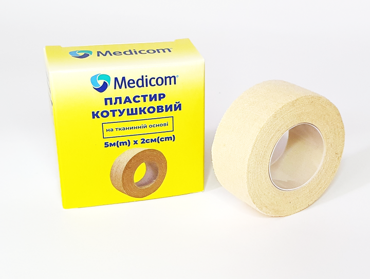 Пластырь медицинский катушечный Medicom на тканевой основе 5 м 2 см