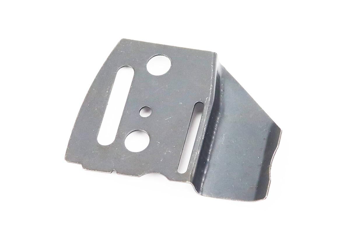 Пластина заколки шины к бензопиле 4500/5200 (28515898)