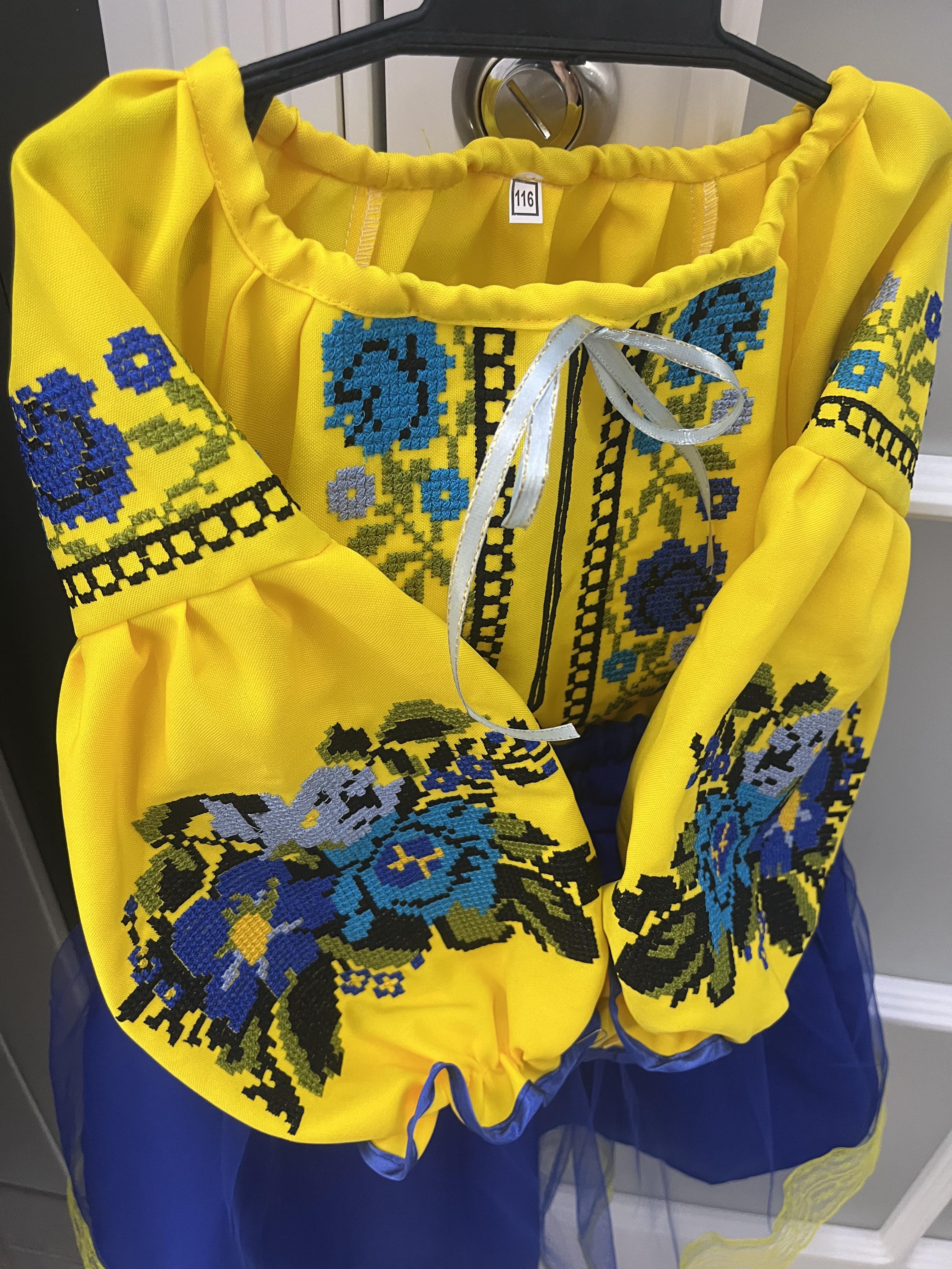 Костюм вишиванка для дівчинки Квітковий 134-140 см Жовто-синій - фото 6 Костюм вишиванка для дівчинки Квітковий 134-140 см Жовто-синій - фото 6