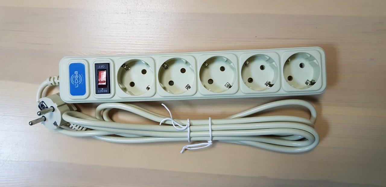 Мережевий фільтр подовжувач Loga L-901 5 розеток 1,5 м - фото 3