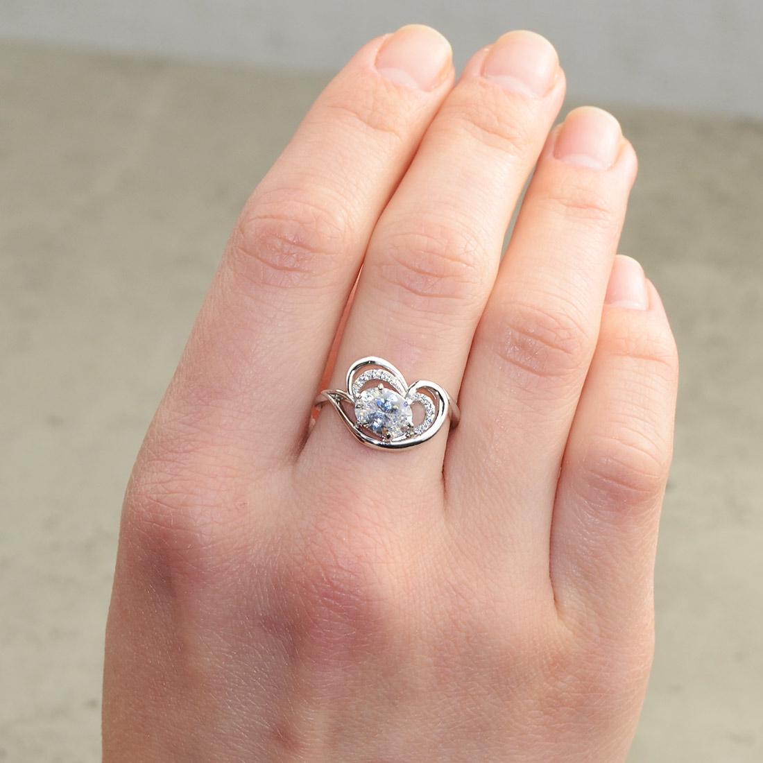 Кольцо серебряное со вставками кубическим цирконием родированное 19,5 (k-109r)