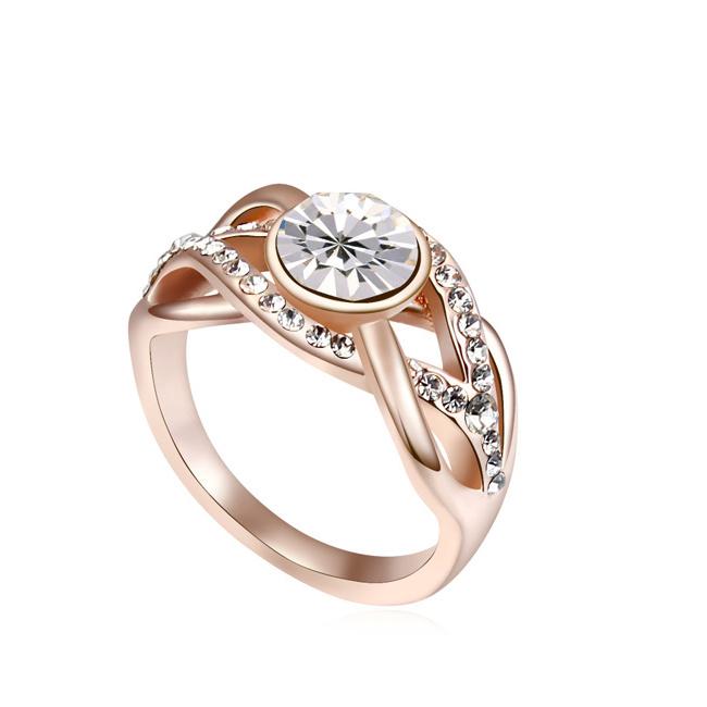 Кольцо с кристаллами Сваровски 13268 Italina р. 16,5 Белый