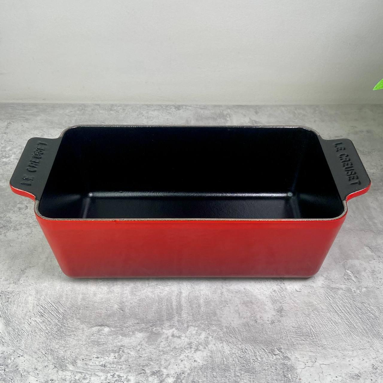 Форма для выпекания хлеба Le Creuset 28,2х13,6х8 см Cerise (20221230600422) - фото 2 Форма для выпекания хлеба Le Creuset 28,2х13,6х8 см Cerise (20221230600422) - фото 2
