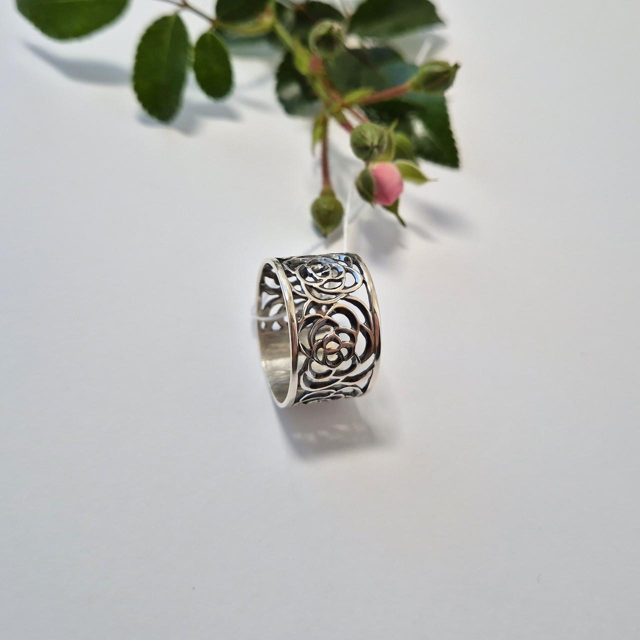 Каблучка широка без каменів розалія чорнене срібло 925 проби 5,01 г р. 18,5 (1475к) - фото 3 Каблучка широка без каменів розалія чорнене срібло 925 проби 5,01 г р. 18,5 (1475к) - фото 3