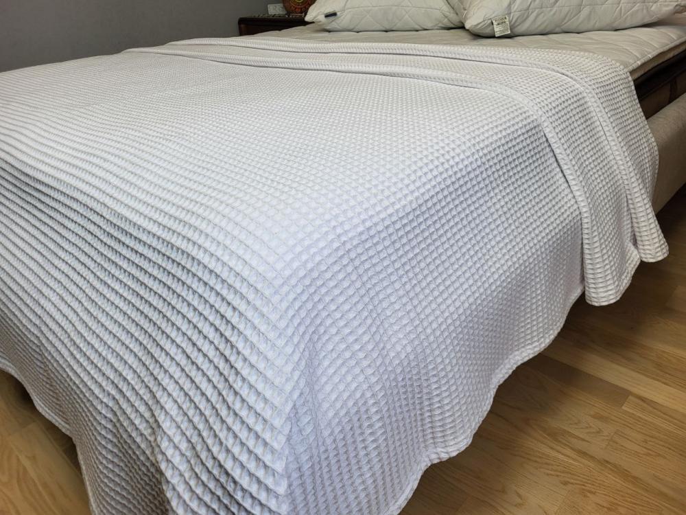 Покрывало Пике Сота 140x220 см Белый (11078) - фото 1 Покрывало Пике Сота 140x220 см Белый (11078) - фото 1