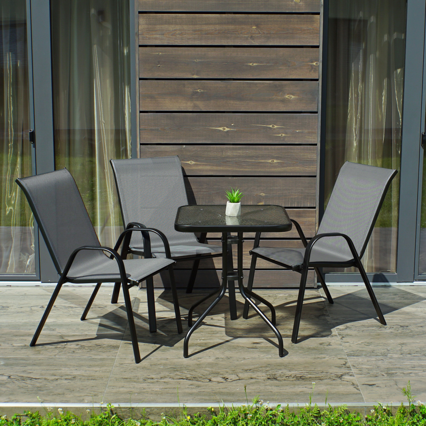 Комплект садових меблів 4Points Grado-3 з квадратним столом та трьома стільцями Сірий