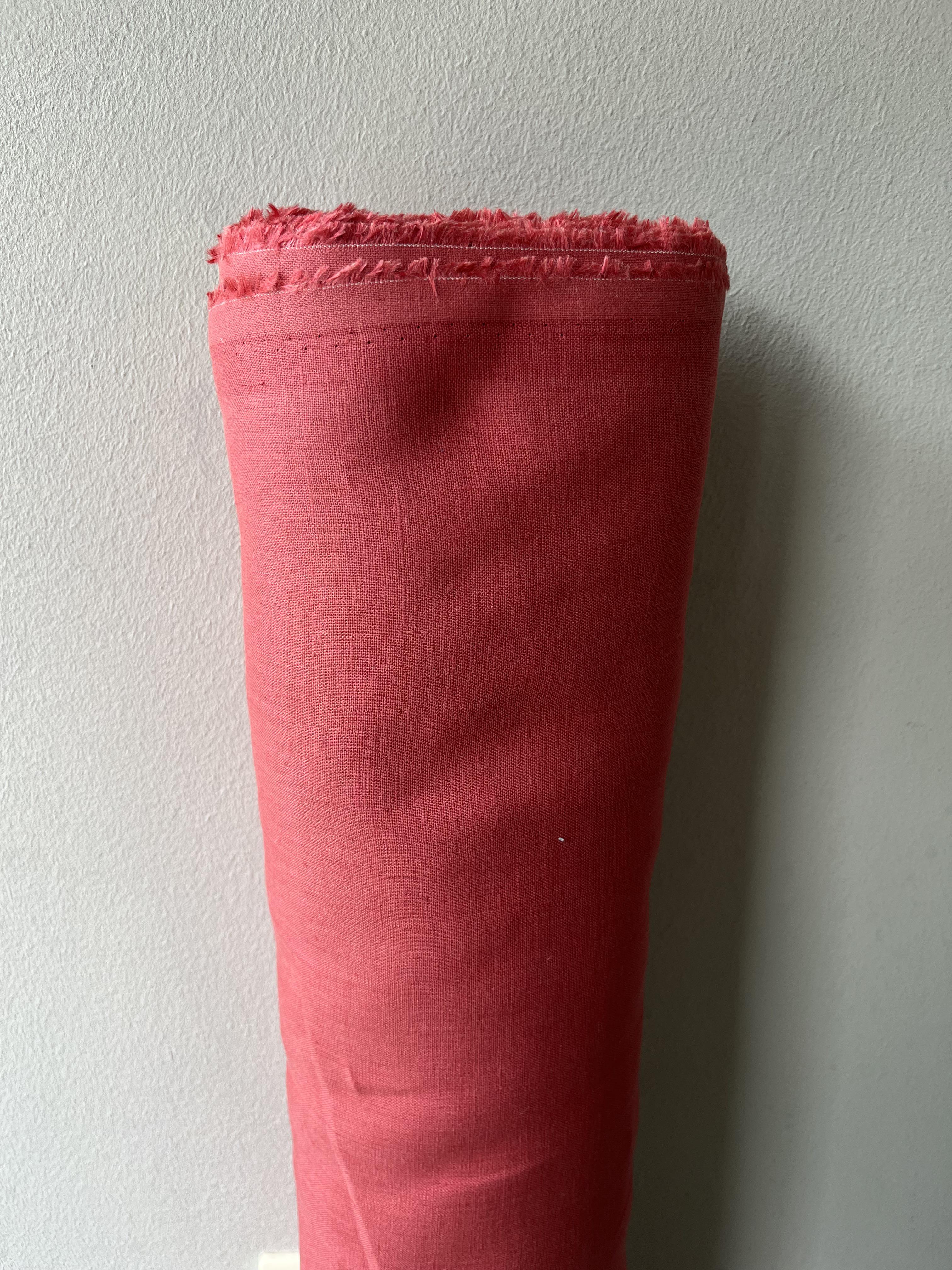 Ткань рубашечно-платьевая Linen Plus 100% лен 135 г/м2 1584/197 Коралловый