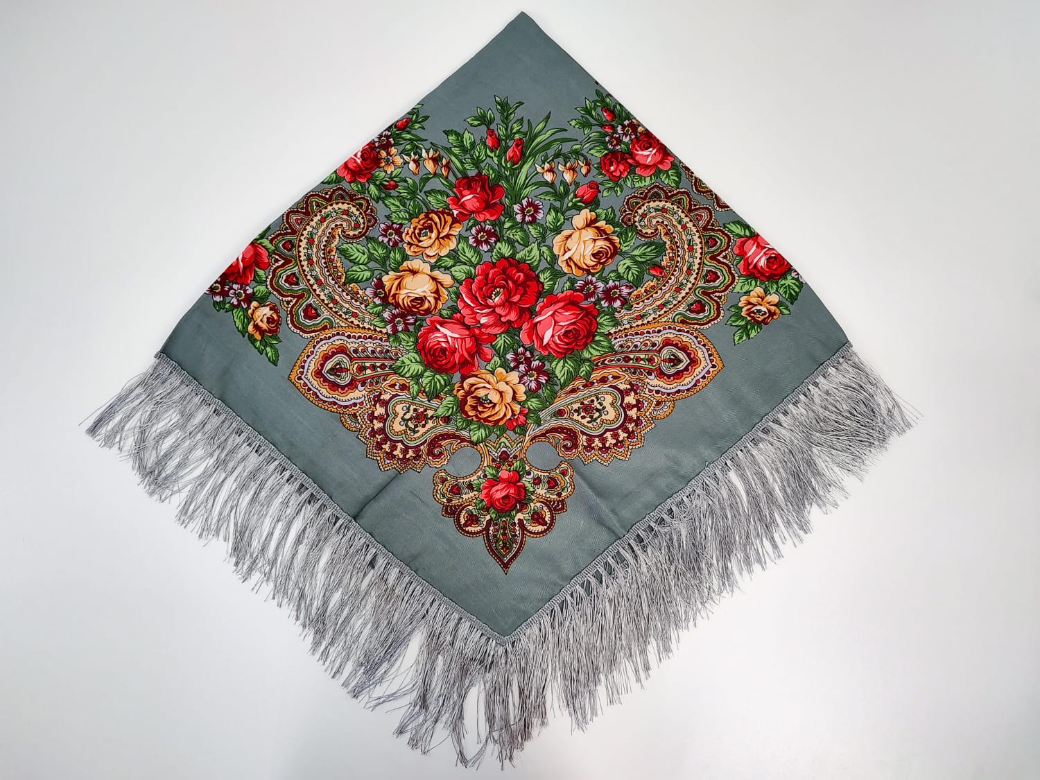 Платок кружево из роз 120х120 см Серый М38 (29416870)