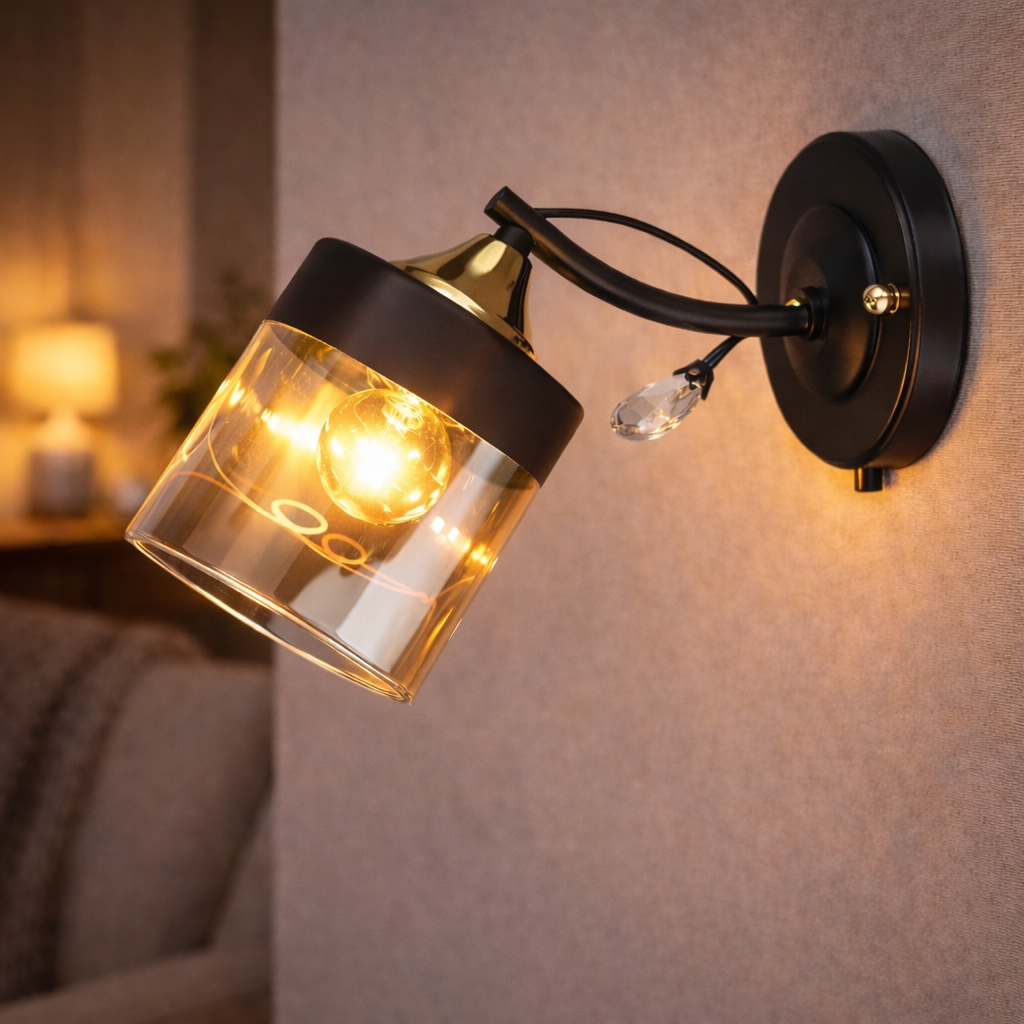 Бра Sirius с узорами на плафоне под одну лампу Е27 Черный/Золотой (B A3428/1W BK+FGD)