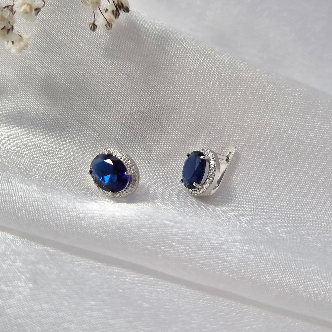 Серьги с большим синим камнем серебро 925 пробы родированное 3,34 г (82044с)