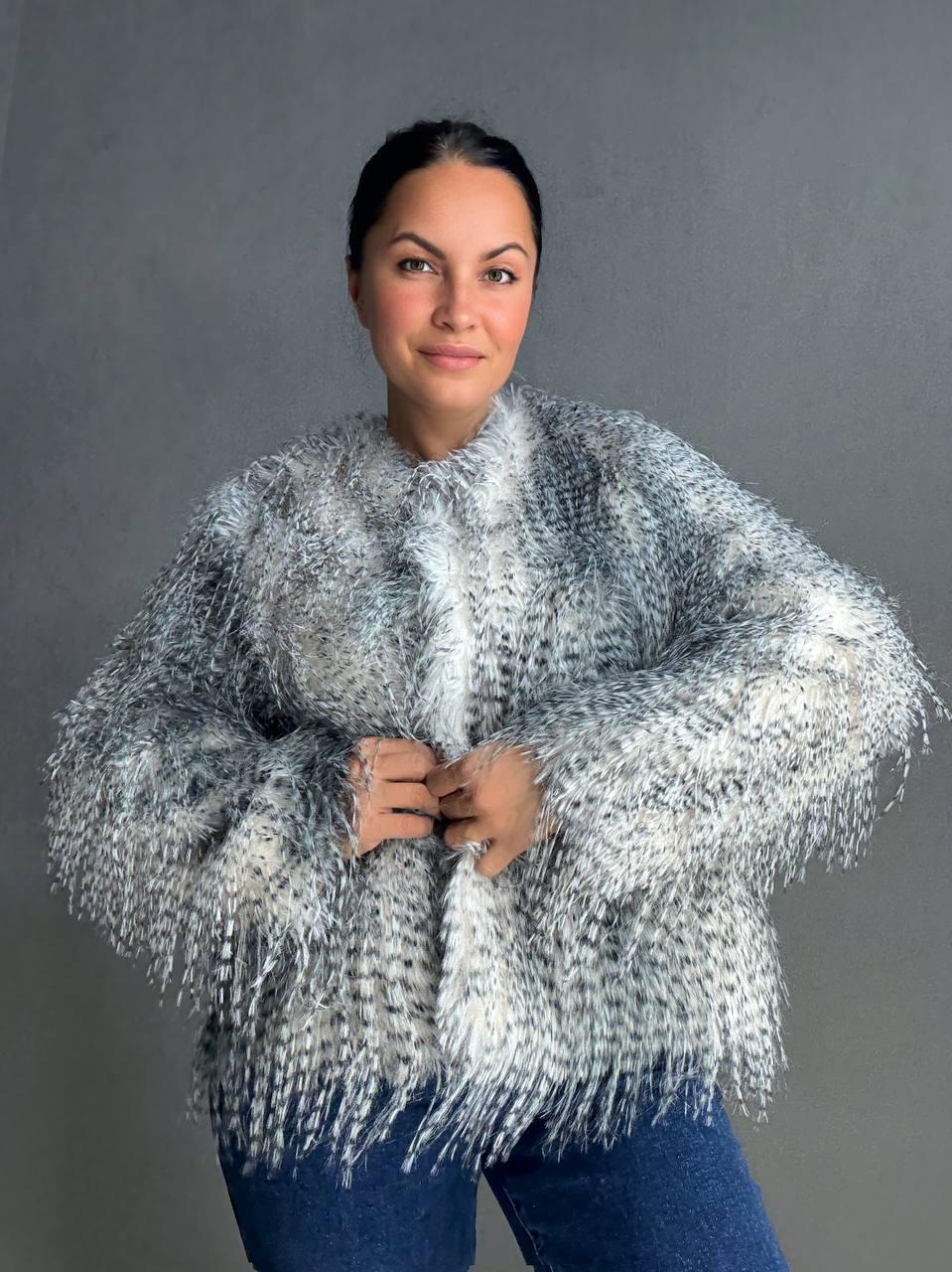 Шуба женская Fancy Matinee 111 искусственный мех перо короткая L Серый (4841)