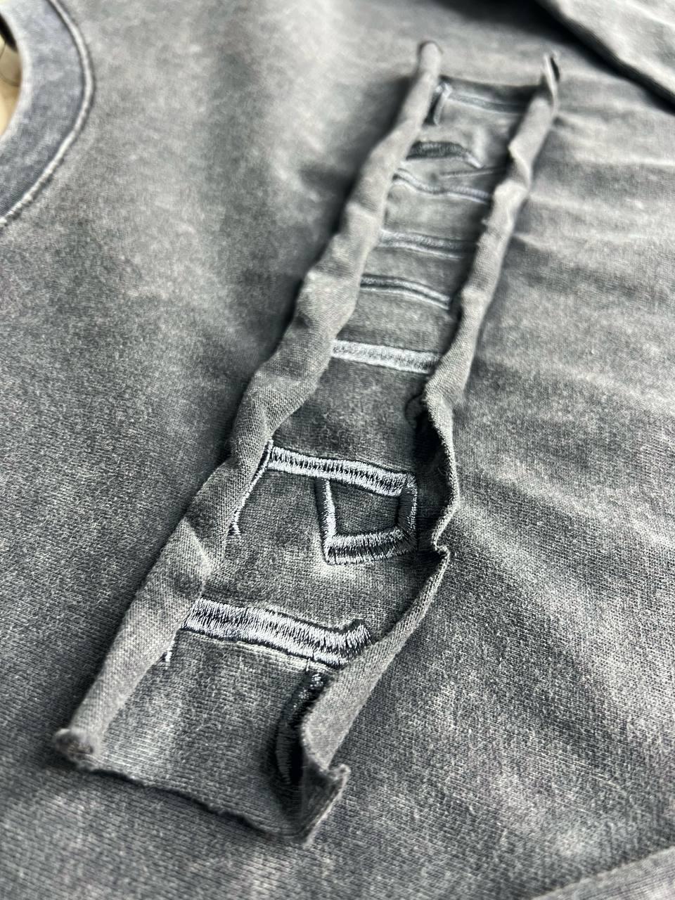 Футболка жіноча A-N 26029 широка варена тай дай довгий рукав 3\4 з вишивкою попереду OS Сірий (4015) - фото 2 Футболка жіноча A-N 26029 широка варена тай дай довгий рукав 3\4 з вишивкою попереду OS Сірий (4015) - фото 2