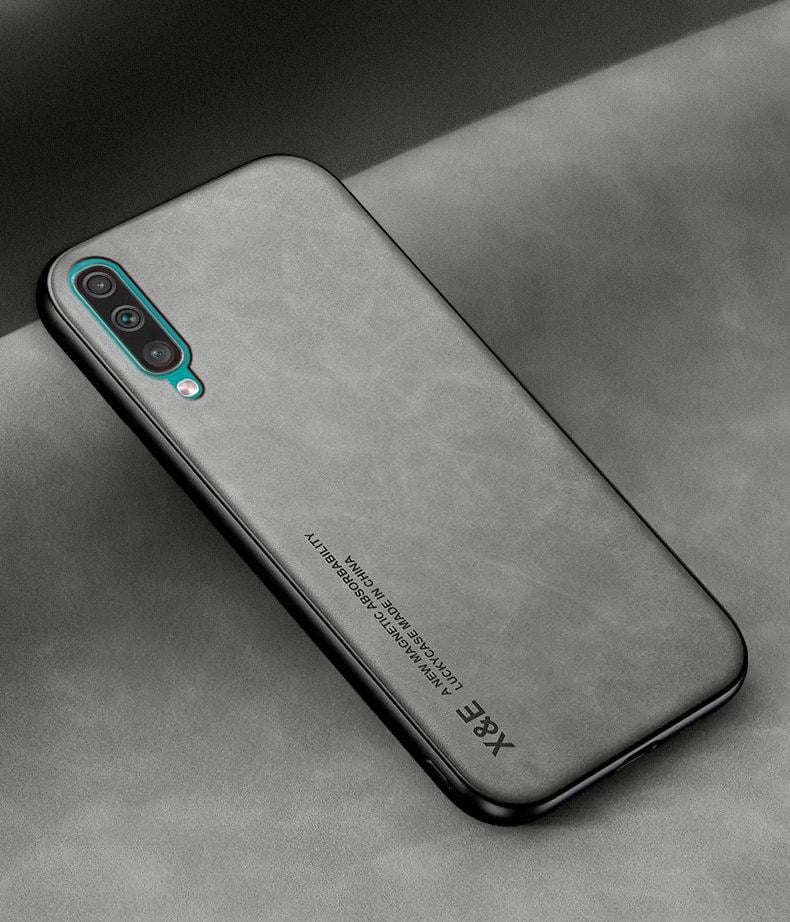 Кожаный чехол XnE Samsung Galaxy A30s с металлической вставкой Grey (34298-33)