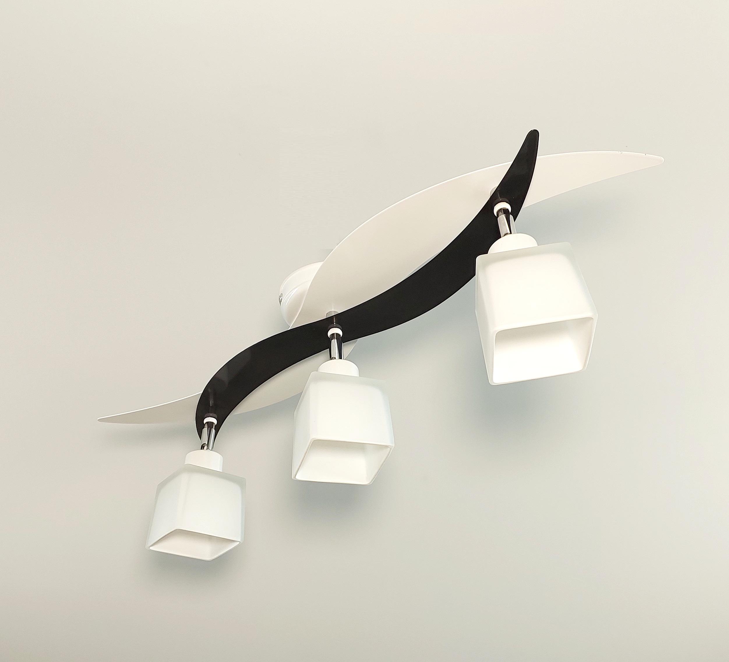 Люстра потолочная 8008/3 на три поворотных плафона металлическая Белый/Черный - фото 3 Люстра потолочная 8008/3 на три поворотных плафона металлическая Белый/Черный - фото 3