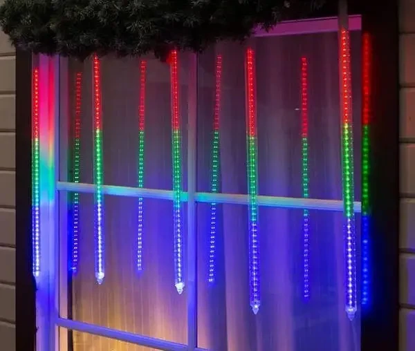 Гирлянда штора Хатинка 8 палочек по 2 м провод 3 м Разноцветный (CNT00011377)