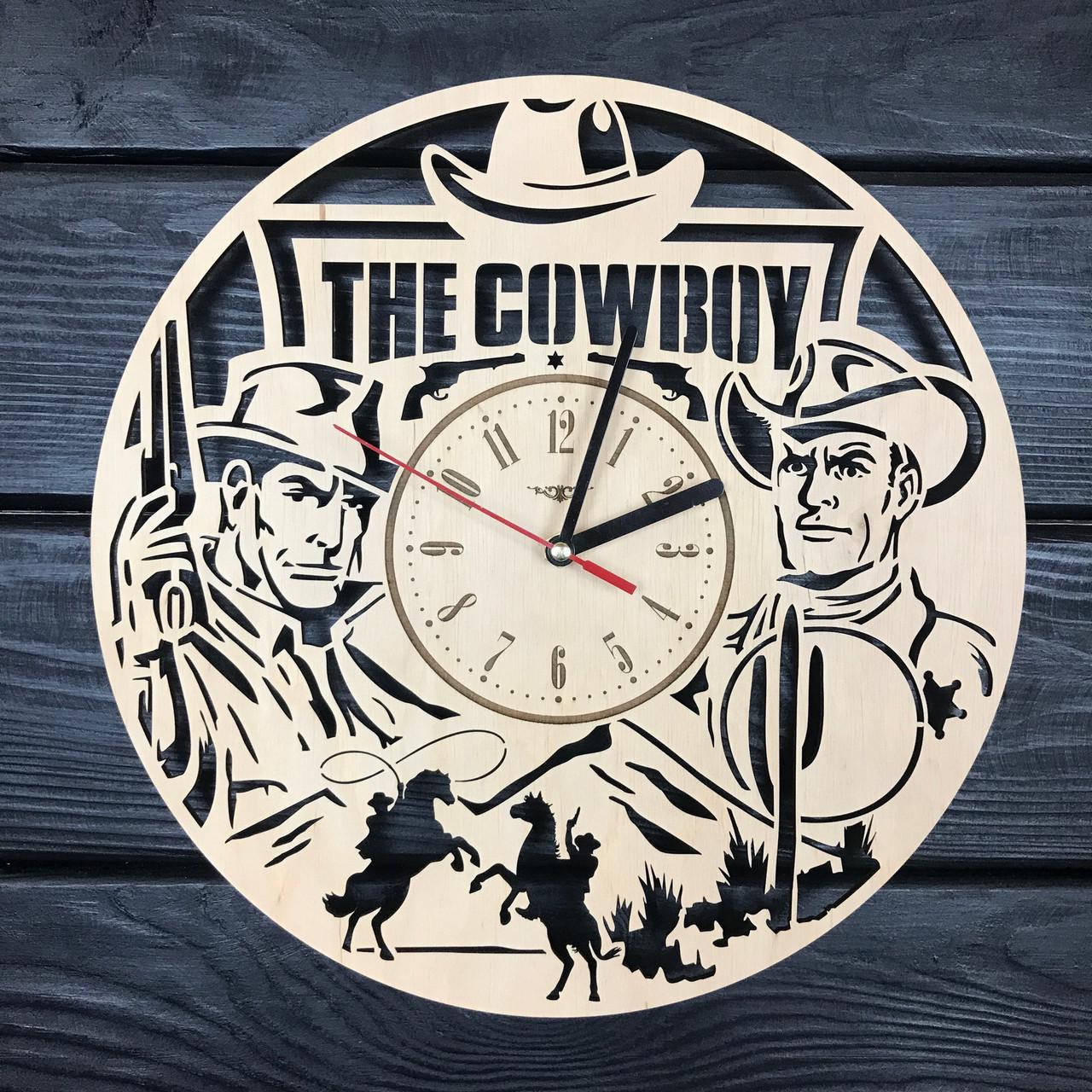 Часы настенные дизайнерские из дерева Ковбои Western