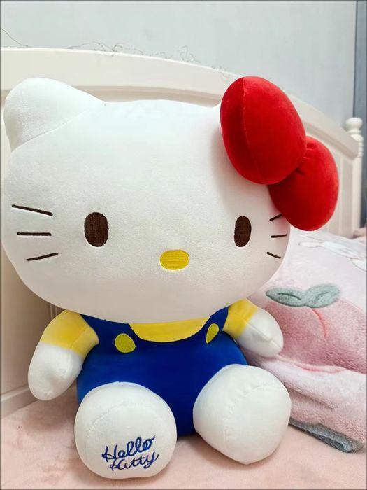 Мягкая игрушка Hello Kitty Sitting 22 см Blue/Red - фото 8 Мягкая игрушка Hello Kitty Sitting 22 см Blue/Red - фото 8
