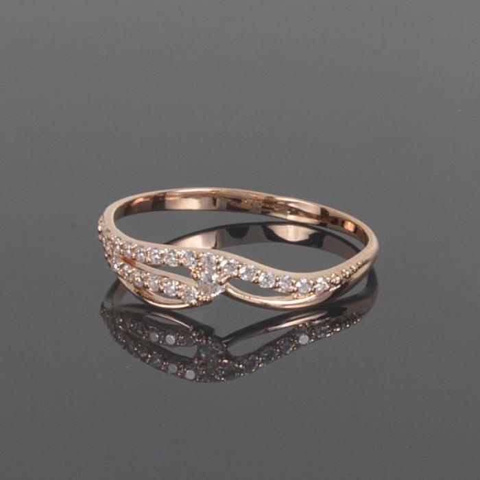 Женское кольцо из красного золота с финитами 14.5