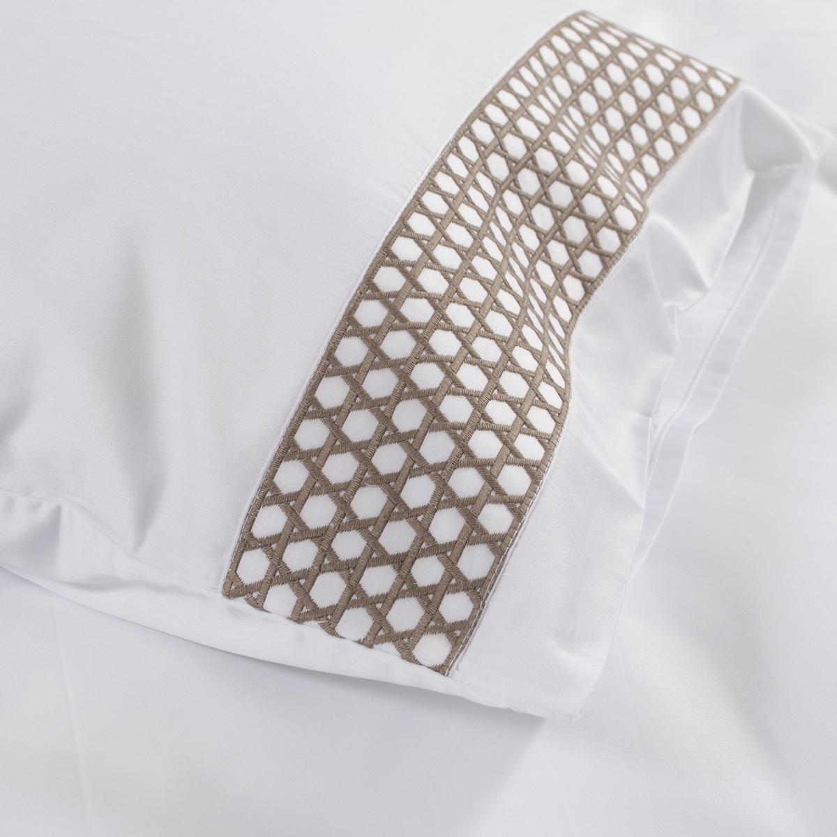 Підковдра з наволочками Penelope Regina 240x220/50x70 см 2 шт. Stone (svt-2000022346719) - фото 4 Підковдра з наволочками Penelope Regina 240x220/50x70 см 2 шт. Stone (svt-2000022346719) - фото 4