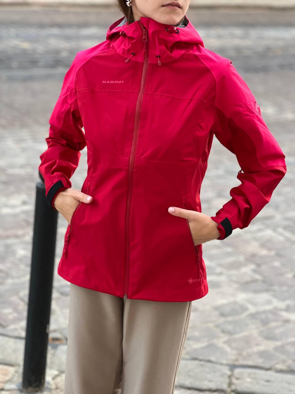 Куртка трекінгова жіноча Mammut Wenaha Gore-tex туристична на мембрані S Червоний (11711171)
