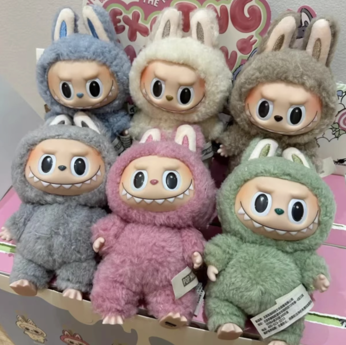 Іграшка-брелок Pop Mart Labubu Art The Monsters 1 серія 15 см - фото 5 Іграшка-брелок Pop Mart Labubu Art The Monsters 1 серія 15 см - фото 5