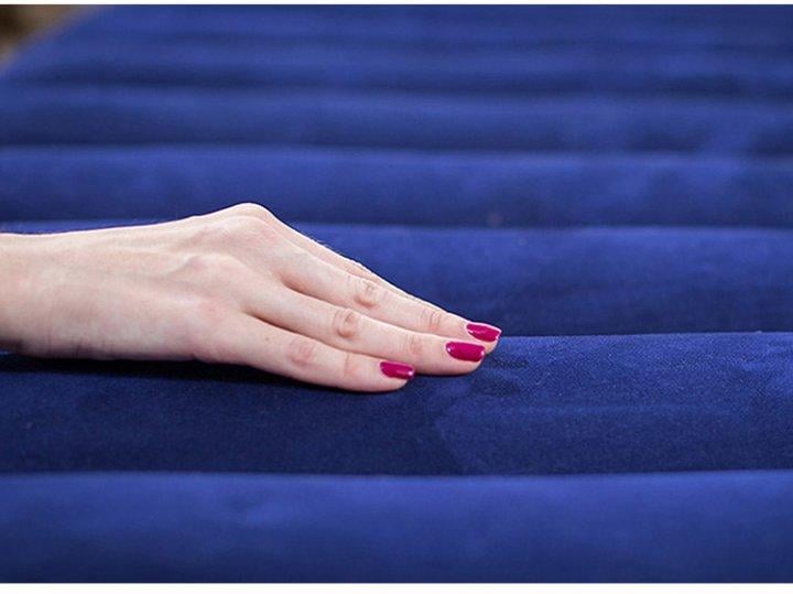 Надувной матрас двухместный Intex 64759 велюровый для сна и отдыха 152x203x25 см Синий (D-2019091143) - фото 3 Надувной матрас двухместный Intex 64759 велюровый для сна и отдыха 152x203x25 см Синий (D-2019091143) - фото 3