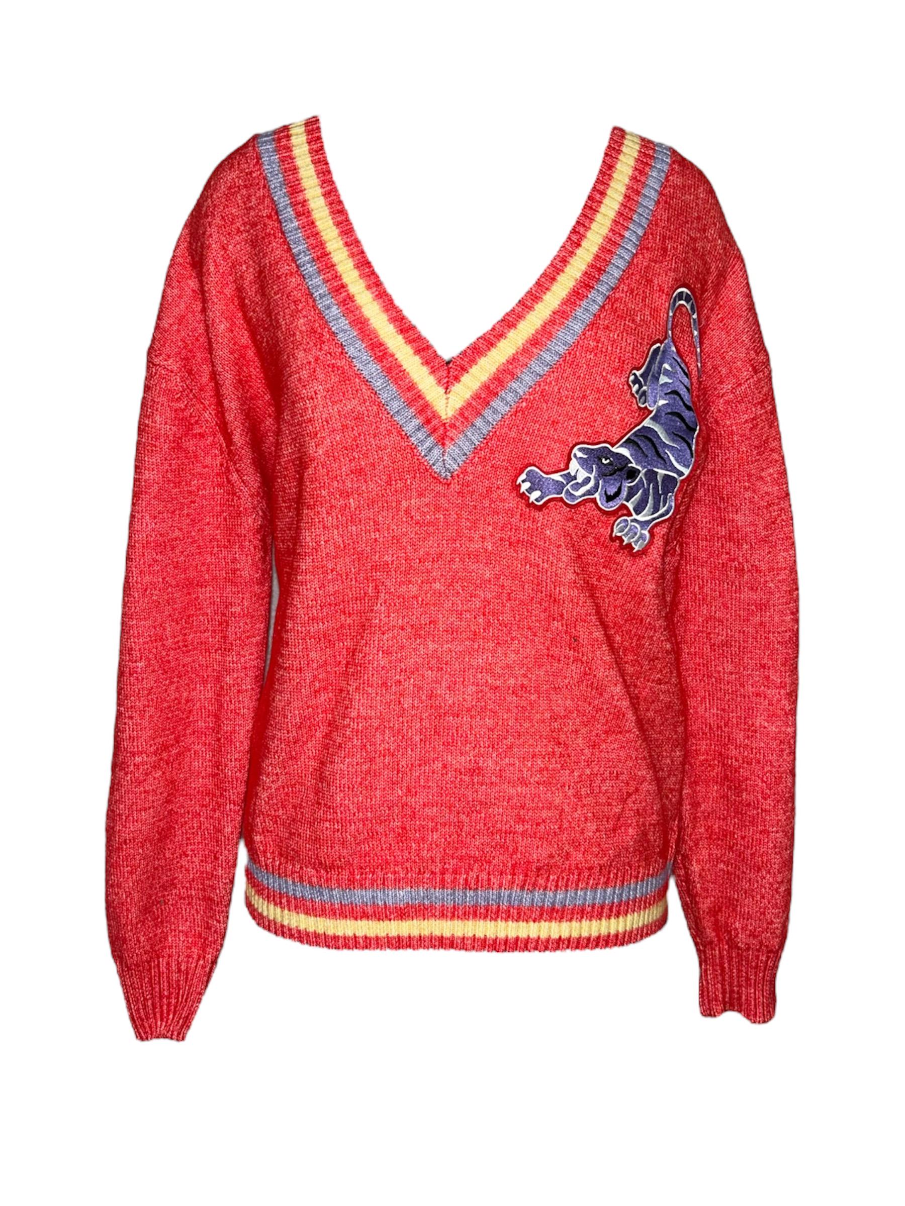 Светр M червоний (1055859wer)