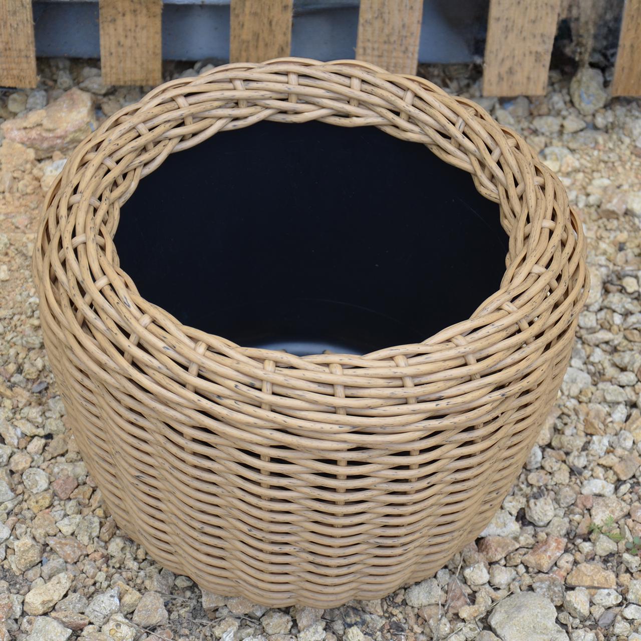 Кашпо для рослин з штучного ротангу 12 л Дерево (11717136) - фото 3 Кашпо для рослин з штучного ротангу 12 л Дерево (11717136) - фото 3