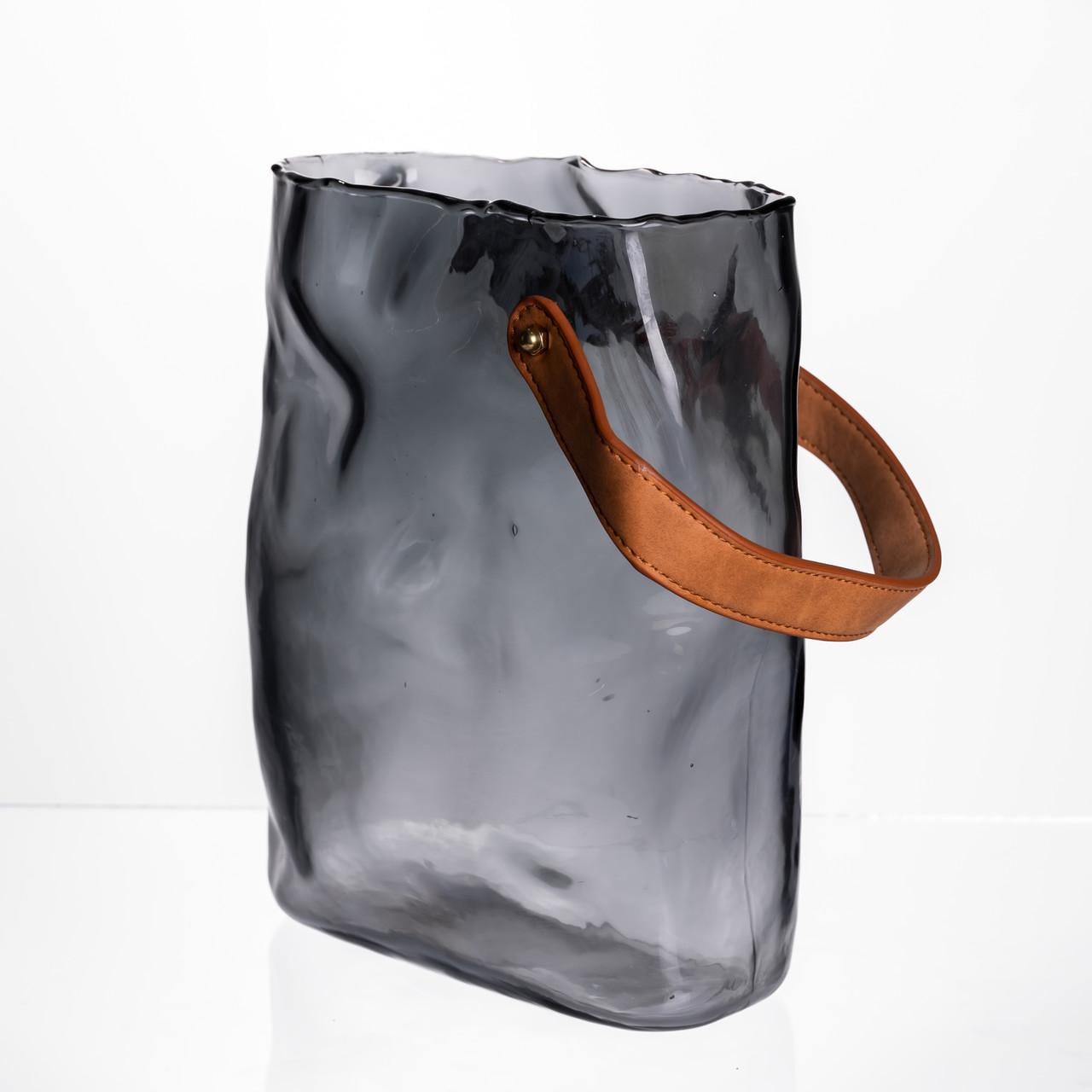 Ваза стеклянная сумочка с ручкой 18х9х25 см Серый (HP-19-157-2)