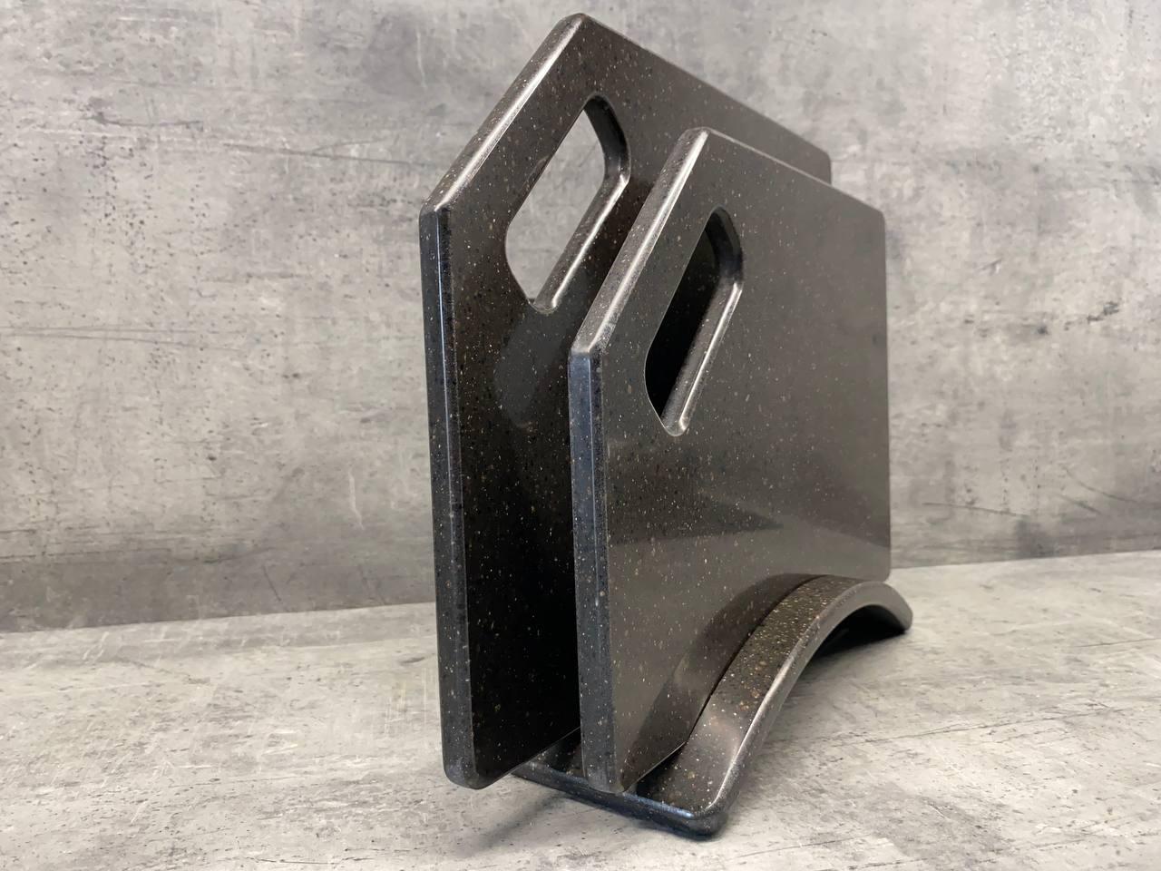 Набор досок кухонных Cacao Umber из искусственного камня на подставке 2 шт. (225) - фото 3 Набор досок кухонных Cacao Umber из искусственного камня на подставке 2 шт. (225) - фото 3