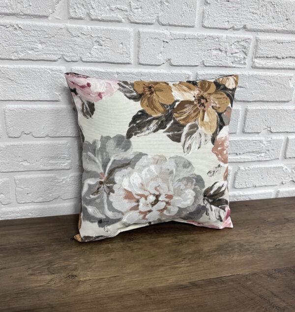 Подушка Comfort Home Bouquet 40х40 см