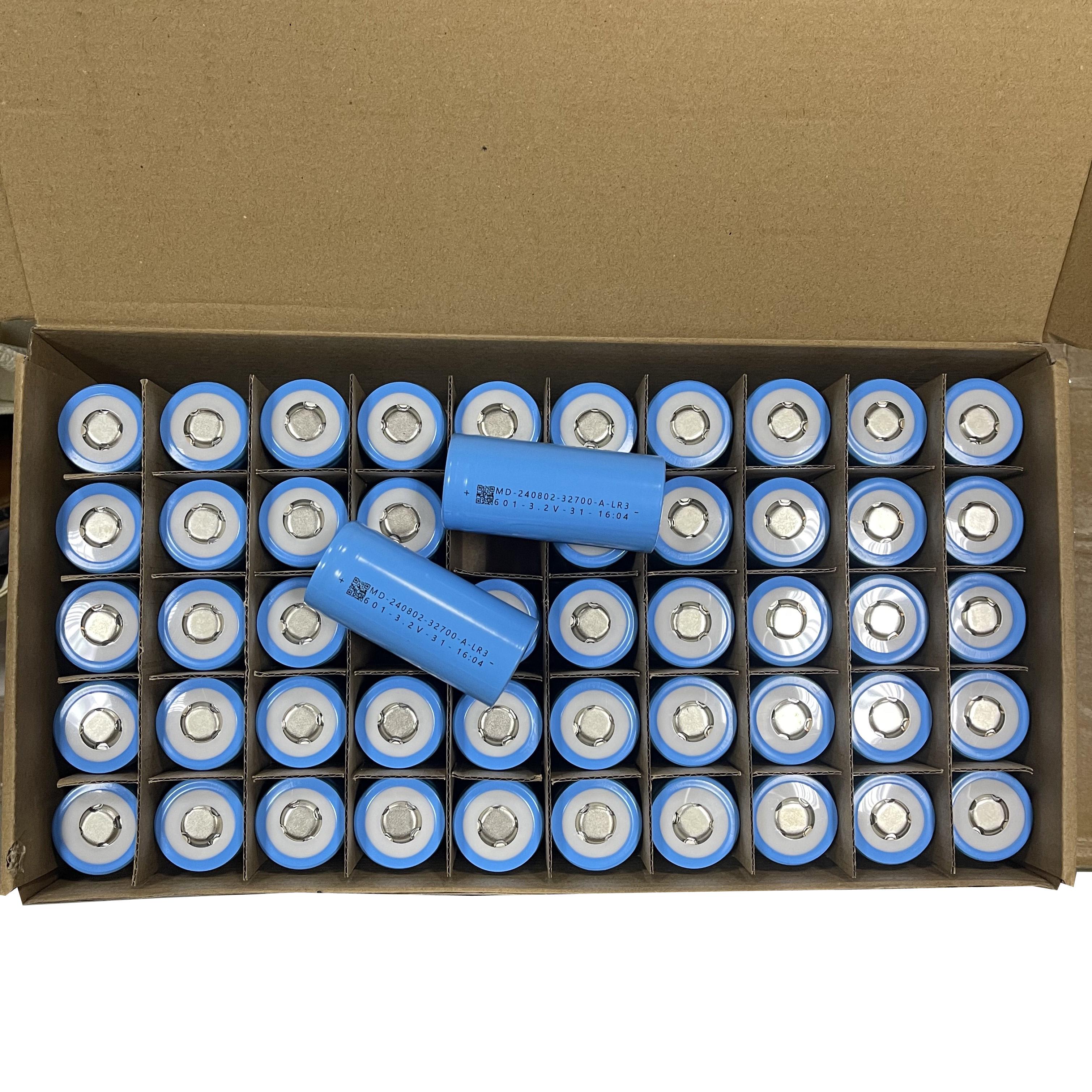 Елемент акумулятора LiFePO4 32700 3,2V 6500 mAh - фото 3