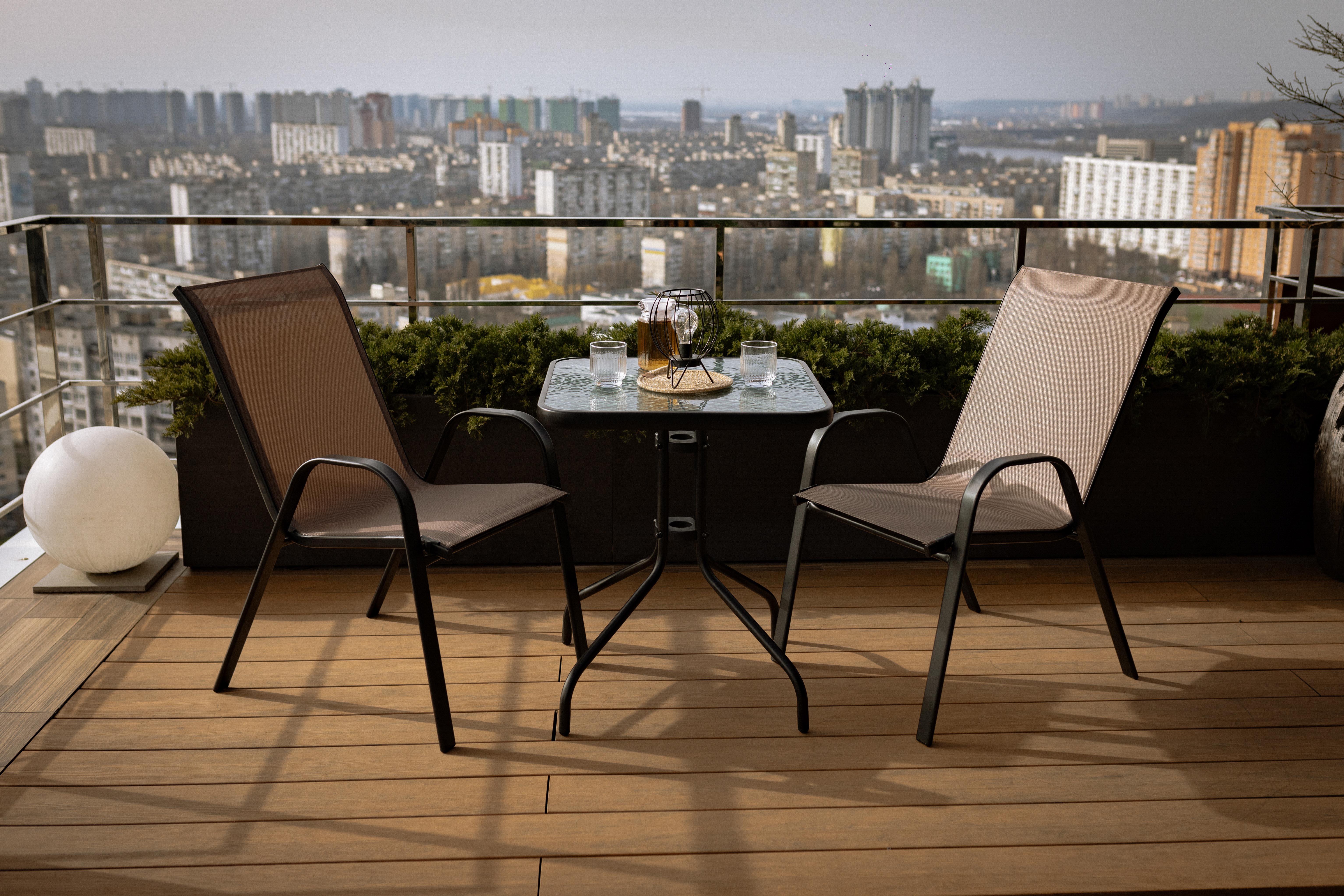 Комплект садовой мебели 4Points Grado-2 с квадратным столом и двумя стульями Коричневый