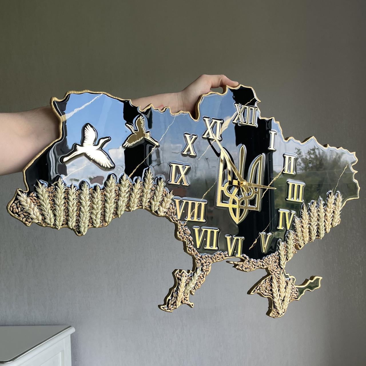 Часы настенные из эпоксидной смолы Карта Украины 70х45 см