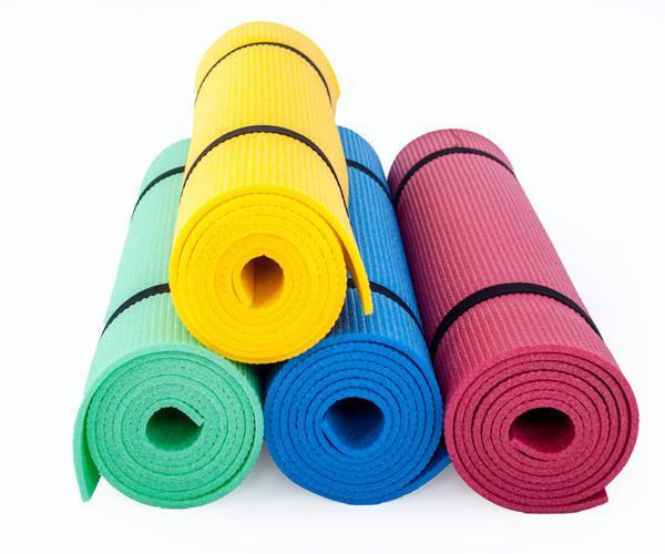 Каремат двошаровий Termoizol двокольоровий товщина 10 мм 60х180 см Червоно-сірий - фото 4 Каремат двошаровий Termoizol двокольоровий товщина 10 мм 60х180 см Червоно-сірий - фото 4