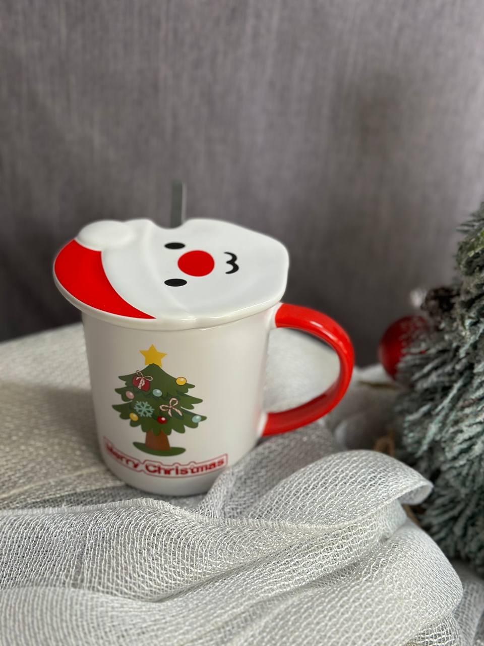 Чашка новорічна Olens кераміка з кришкою та ложкою 380 мл (102-1059-1) - фото 1 Чашка новорічна Olens кераміка з кришкою та ложкою 380 мл (102-1059-1) - фото 1