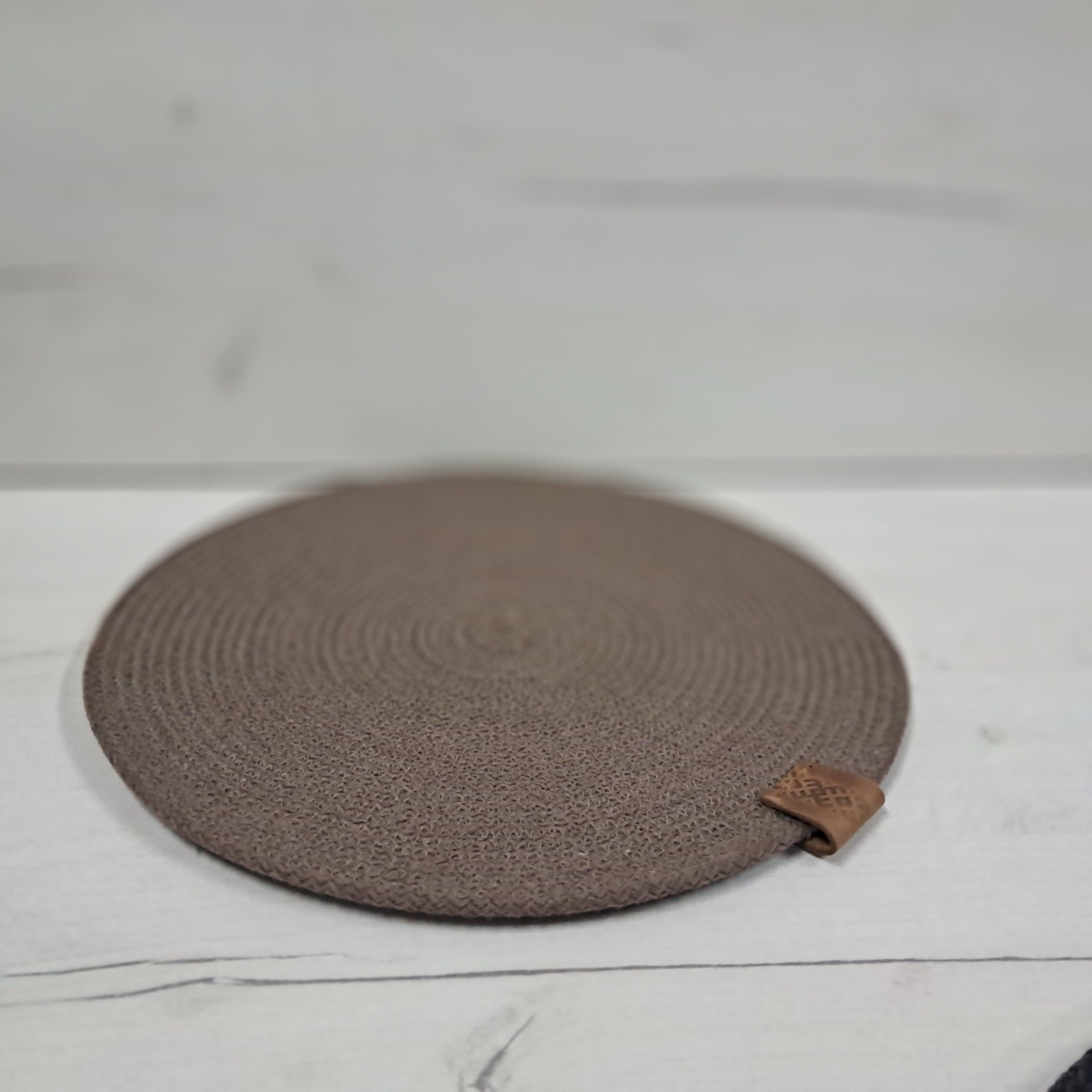 Плейсмат из джута и хлопкового шнура под горячее Мокачино (23572020) - фото 3