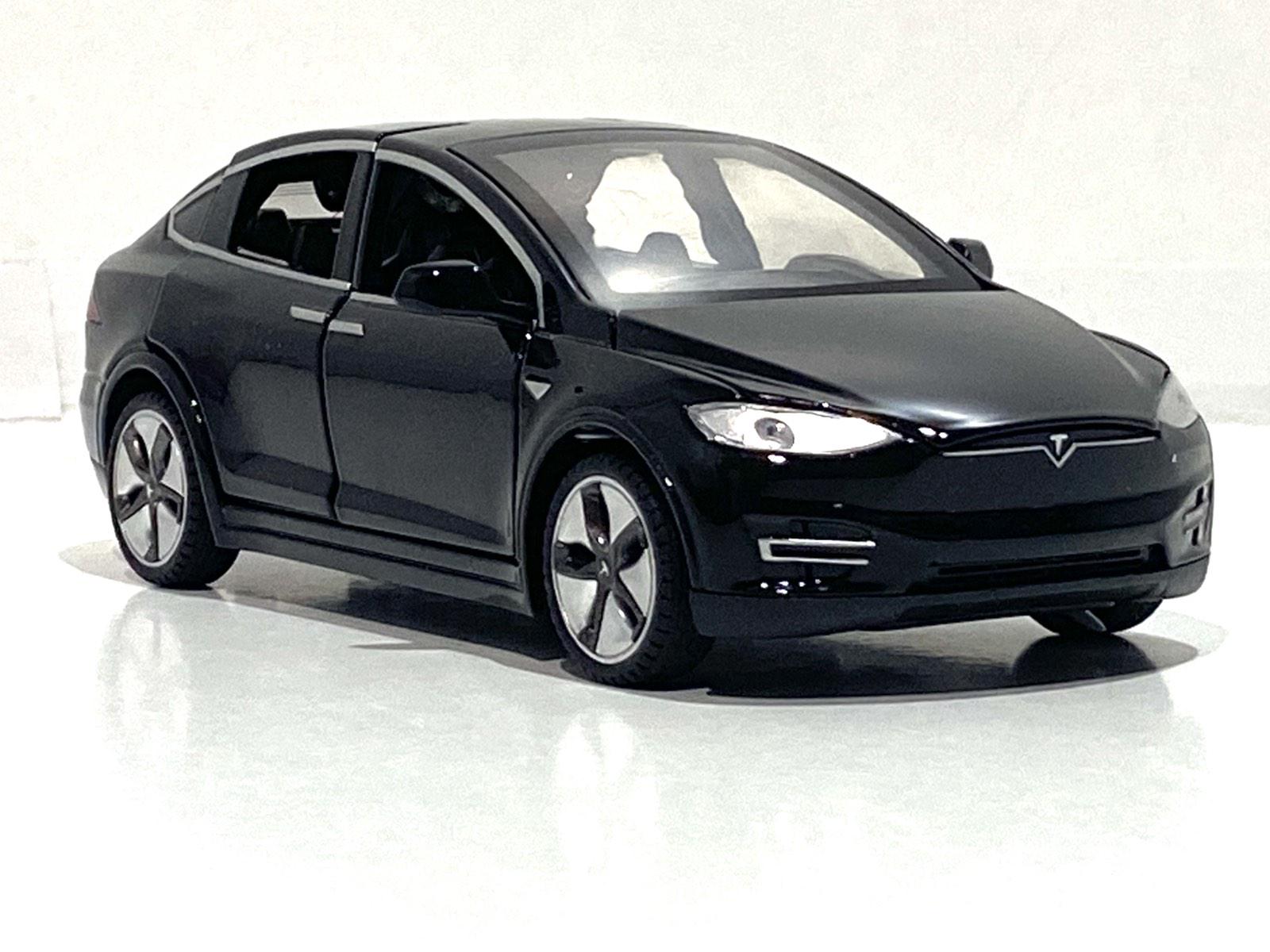 Машинка металлическая TK Union Group AutoExpert Tesla Model X 1:32 свет/звук/двигающиеся детали Черный (42114W)