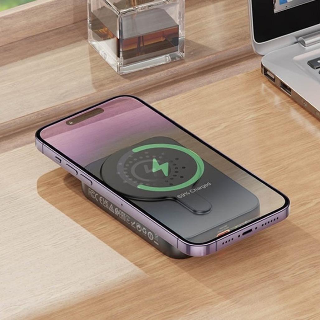 Внешний аккумулятор Hoco J117A Esteem MagSafe 10000 mAh 20W Black (605823) - фото 6 Внешний аккумулятор Hoco J117A Esteem MagSafe 10000 mAh 20W Black (605823) - фото 6